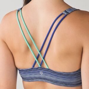 NWOT Lululemon Blue & White Pattern Sports Bra